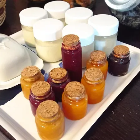 Il Casino Di Donna Maria (adults Only) Морманно