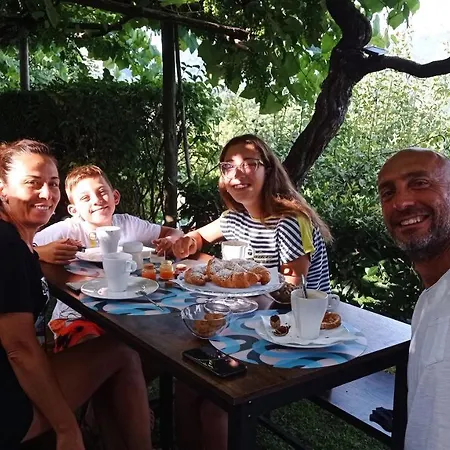 Bed & Breakfast Il Casino Di Donna Maria *