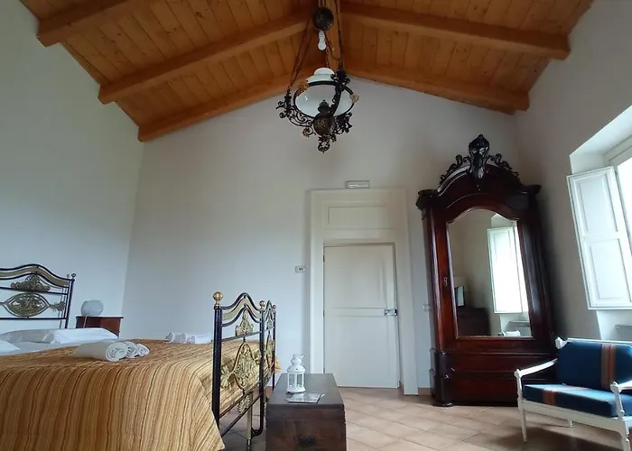 Il Casino Di Donna Maria (adults Only) מורמאנו