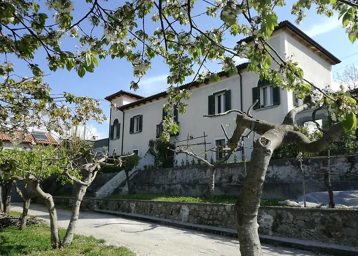 Il Casino Di Donna Maria (adults Only) 4*