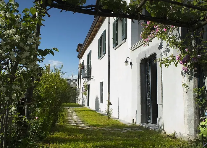 Il Casino Di Donna Maria (adults Only) 4* מורמאנו